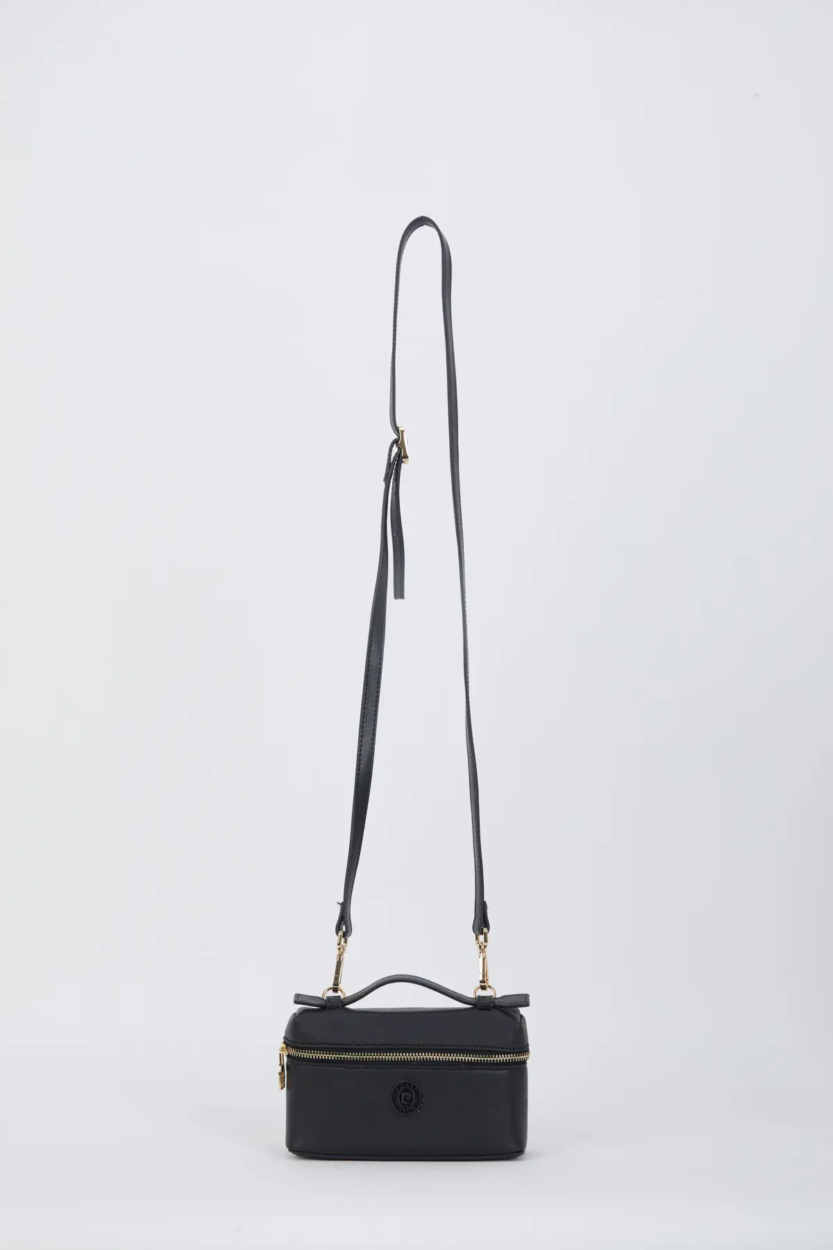 05PO24Y1835-PRINT-BLACK_1