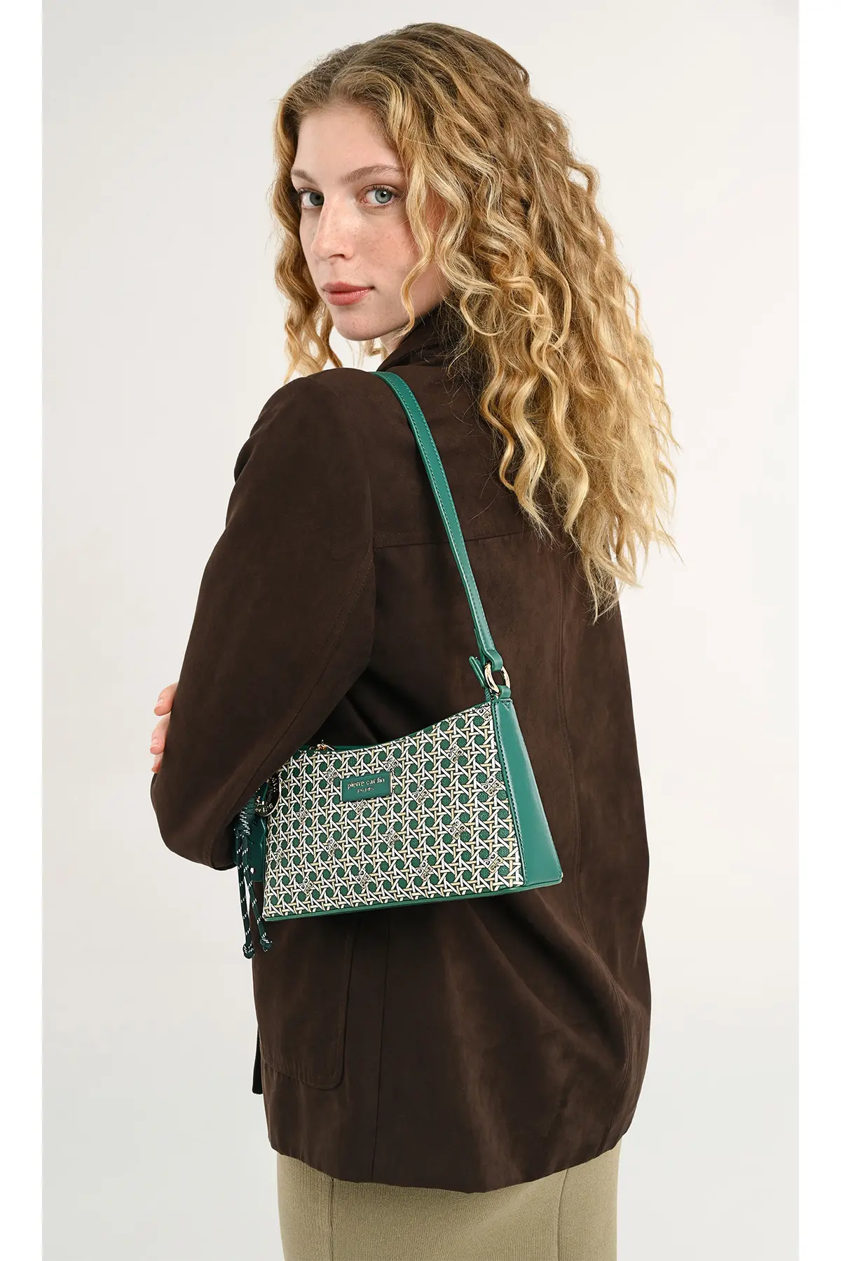 05po25y10704-GREEN_1