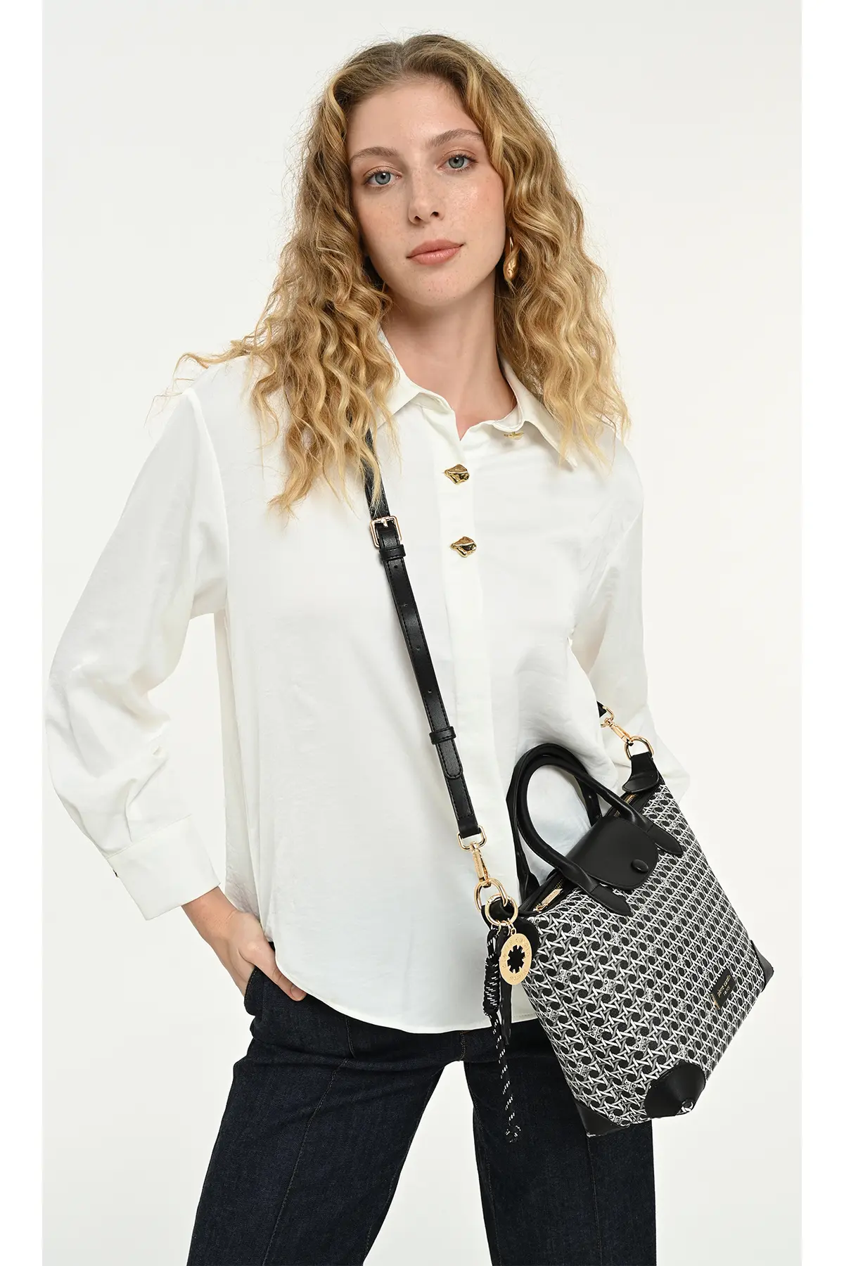 05po25y10707-BLACK_1