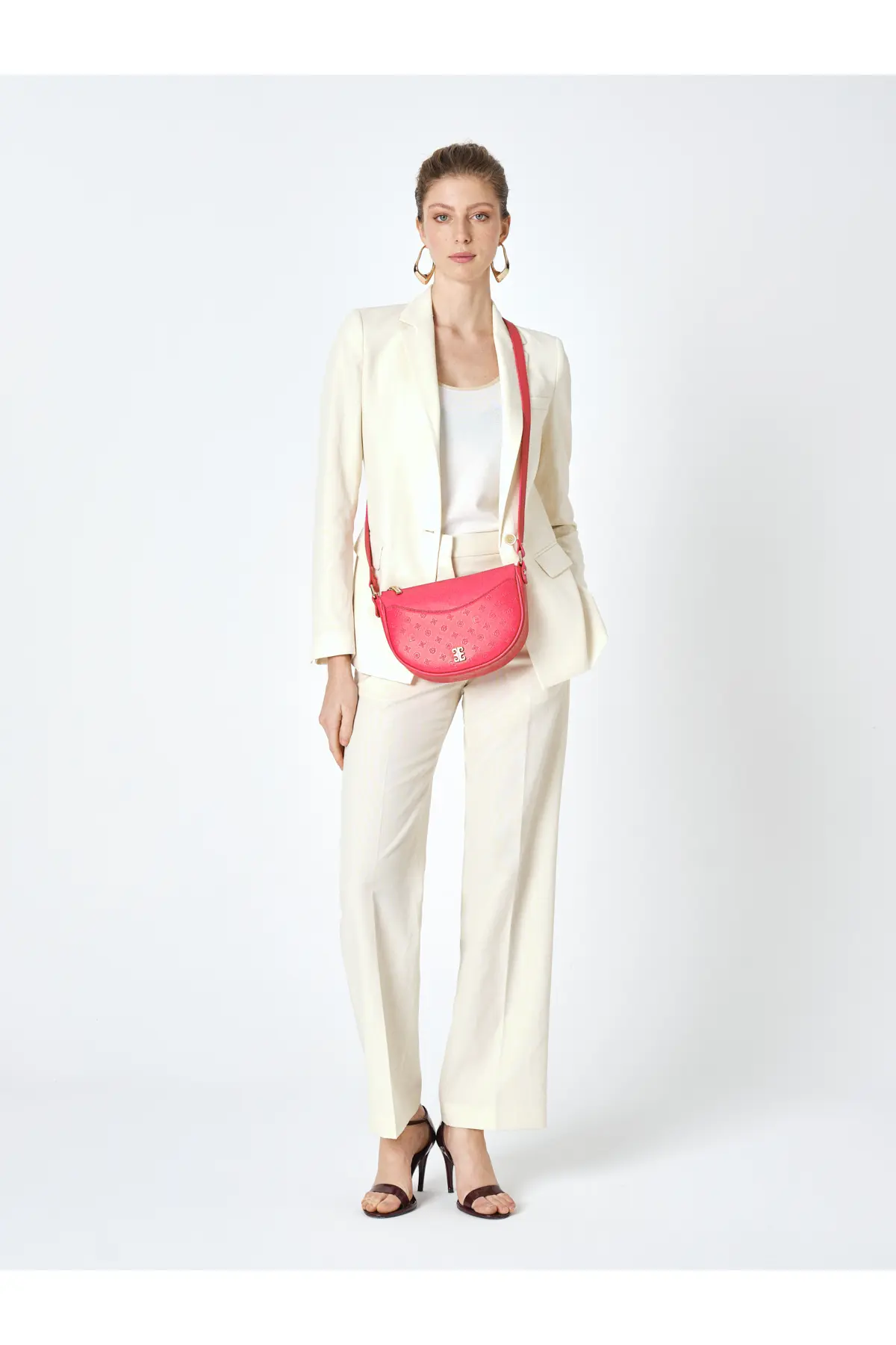 05po25y2000-FUCHSIA_1