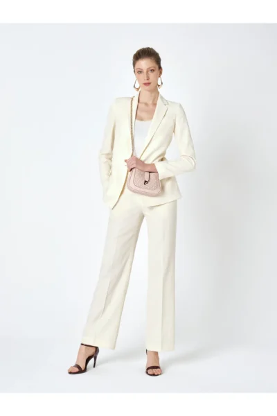 05po25y2010-DUSTY-PINK_1