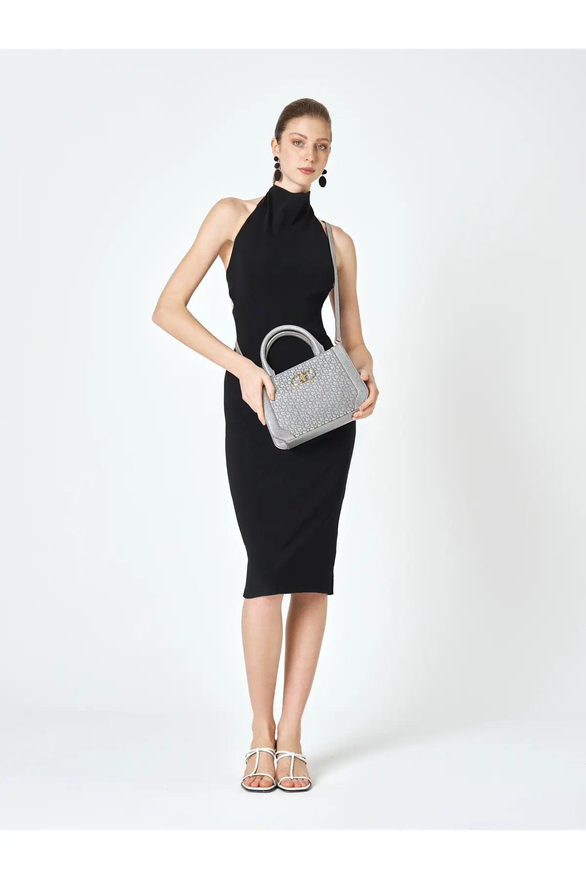 05po25y2011-PLATINUM_1