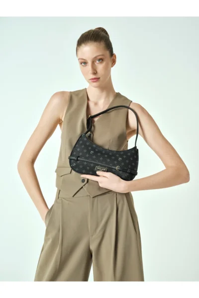 05po25y2044-BLACK_1