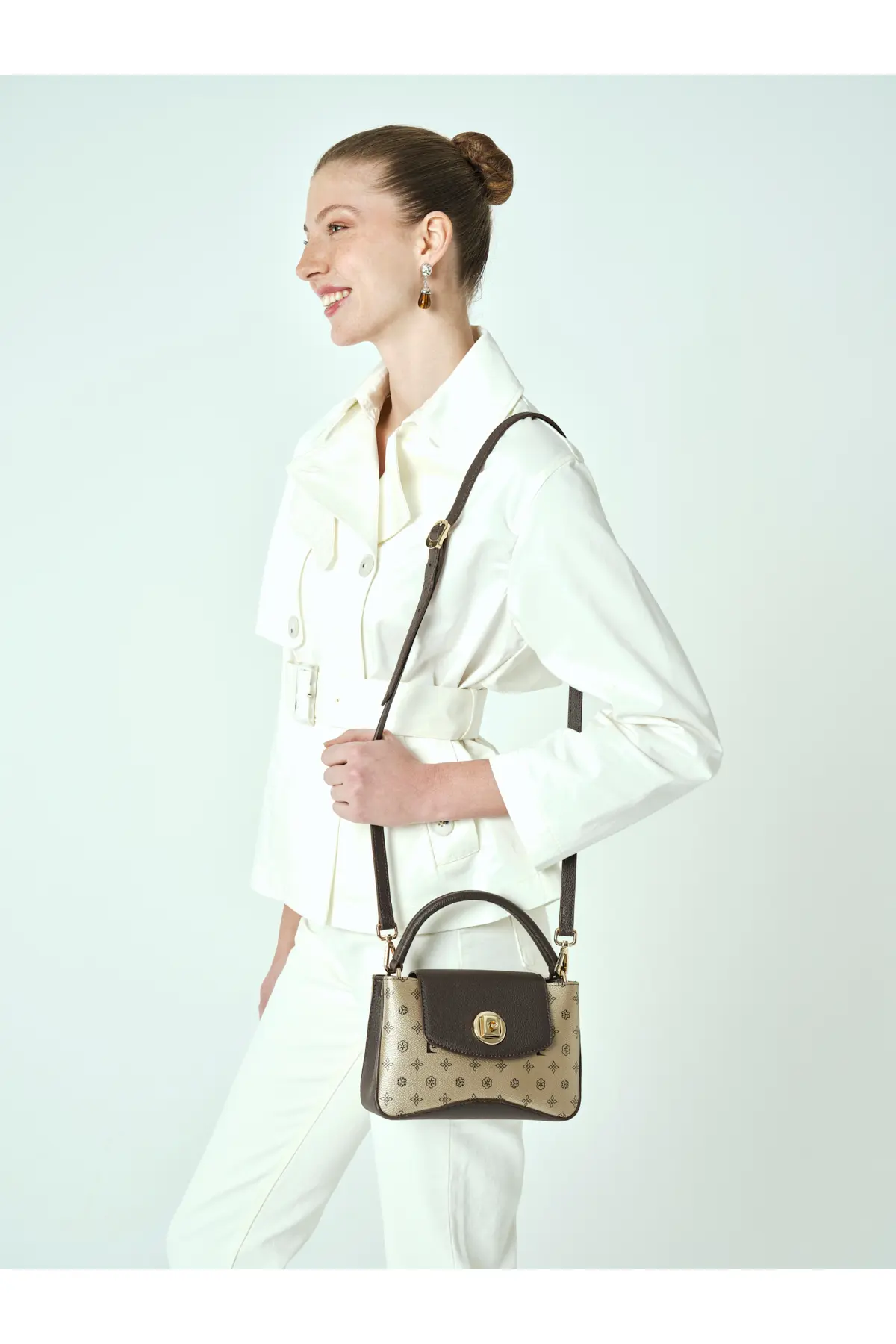 05po25y2062-GOLD_1