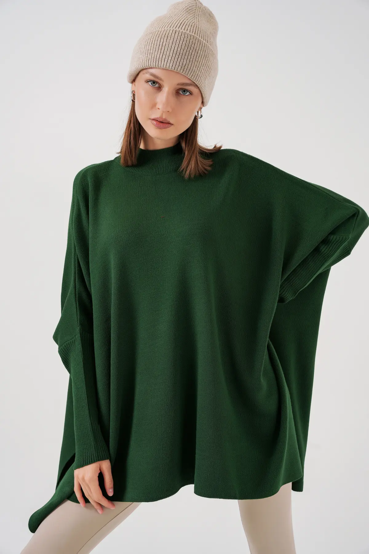 15783BGD19-EMERALD-GREEN_1