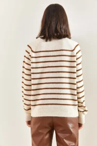 Bianco Lucci Women's Beige Brown Collar Buttonhole Crew Neck Striped Knitwear Sweater - Image 5