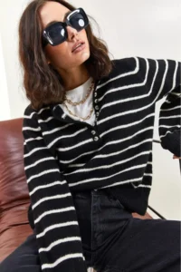 Bianco Lucci Women's Black Buttoned Collar Crew Neck Striped Knitwear Sweater - Image 4