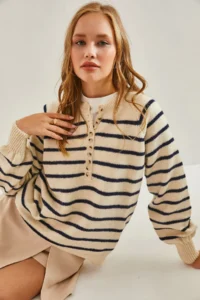 Bianco Lucci Women's Ecru Navy Blue Buttonhole Crew Neck Striped Knitwear Sweater - Image 3