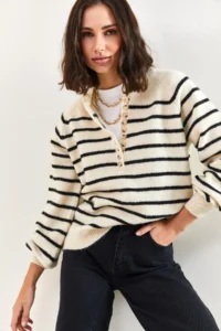 Bianco Lucci Women's White Collar Buttonhole Crew Neck Striped Knitwear Sweater - Image 5