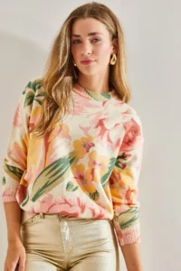 Bianco Lucci Women Beige Fuchsia fragmented Knitwear Sweater - Image 2