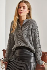 Bianco Lucci Women's Anthracite Braided Buttoned Knitwear Sweater - Image 4