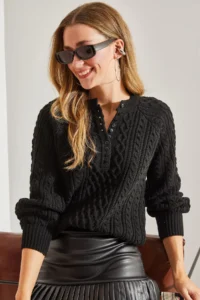 Bianco Lucci Women's Black Braided Buttoned Knitwear Sweater