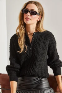 Bianco Lucci Women's Black Braided Buttoned Knitwear Sweater - Image 2