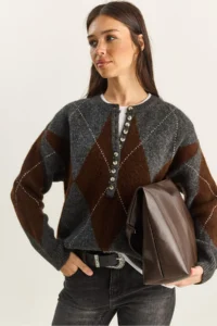 Bianco Lucci Women's Anthracite Brown 11 Buttons Diamond Patterned Basic Knitwear Sweater