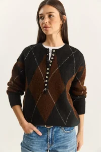 Bianco Lucci Women's Black Brown 11 Buttons Diamond Patterned Basic Knitwear Sweater - Image 5