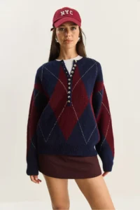 Bianco Lucci Women's Navy Blue Claret Red 11 Buttons Diamond Patterned Basic Knitwear Sweater - Image 2