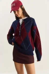 Bianco Lucci Women's Navy Blue Claret Red 11 Buttons Diamond Patterned Basic Knitwear Sweater - Image 3