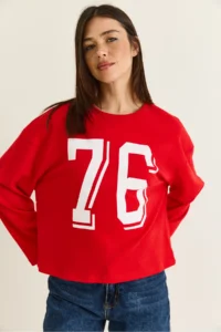Bianco Lucci Women's Red Print Detailed Long Sleeve Oversize Modal Blouse 12511 - Image 4