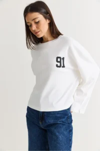 Bianco Lucci Women's White 91 Printed Oversize Long Sleeve Modal T-Shirt 12470 - Image 3
