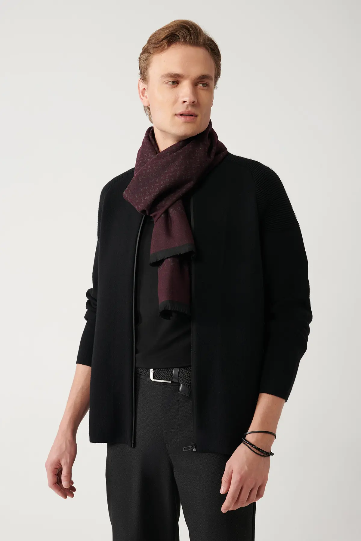 A32Y5118-BLACK_1