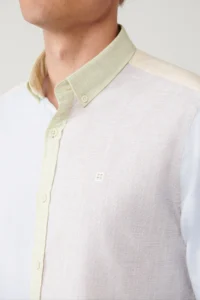 Avva Men's Light Blue Button Collar Linen Blend Regular Fit Shirt - Image 2