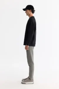 Avva Men's Black Crew Neck Elastane Oversize Fit Sweatshirt - Image 3