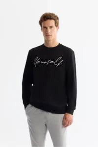 Avva Men's Black Crew Neck Cotton Printed Elastane Regular Fit Sweatshirt
