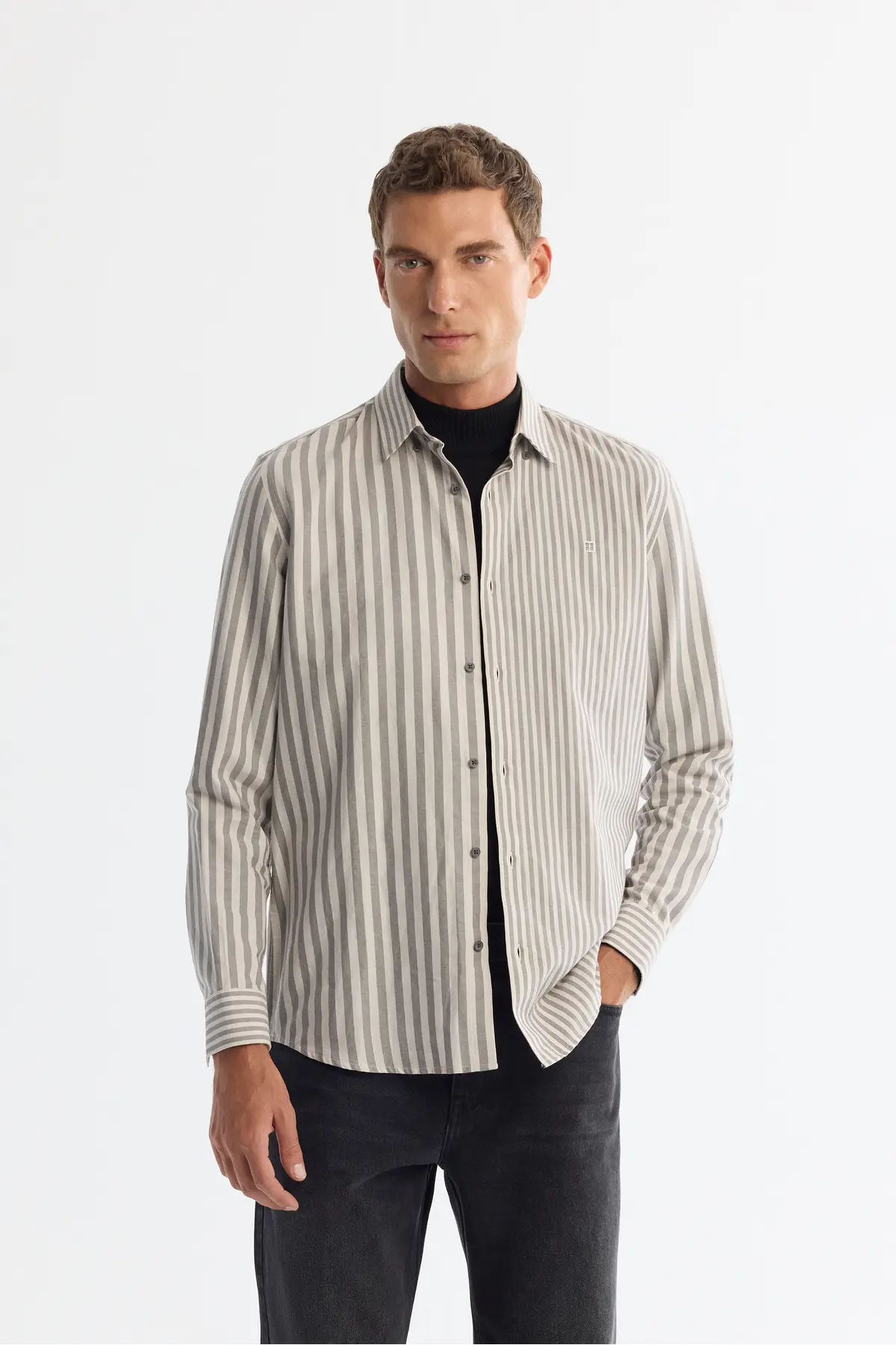 A42Y2040-GRAY_1
