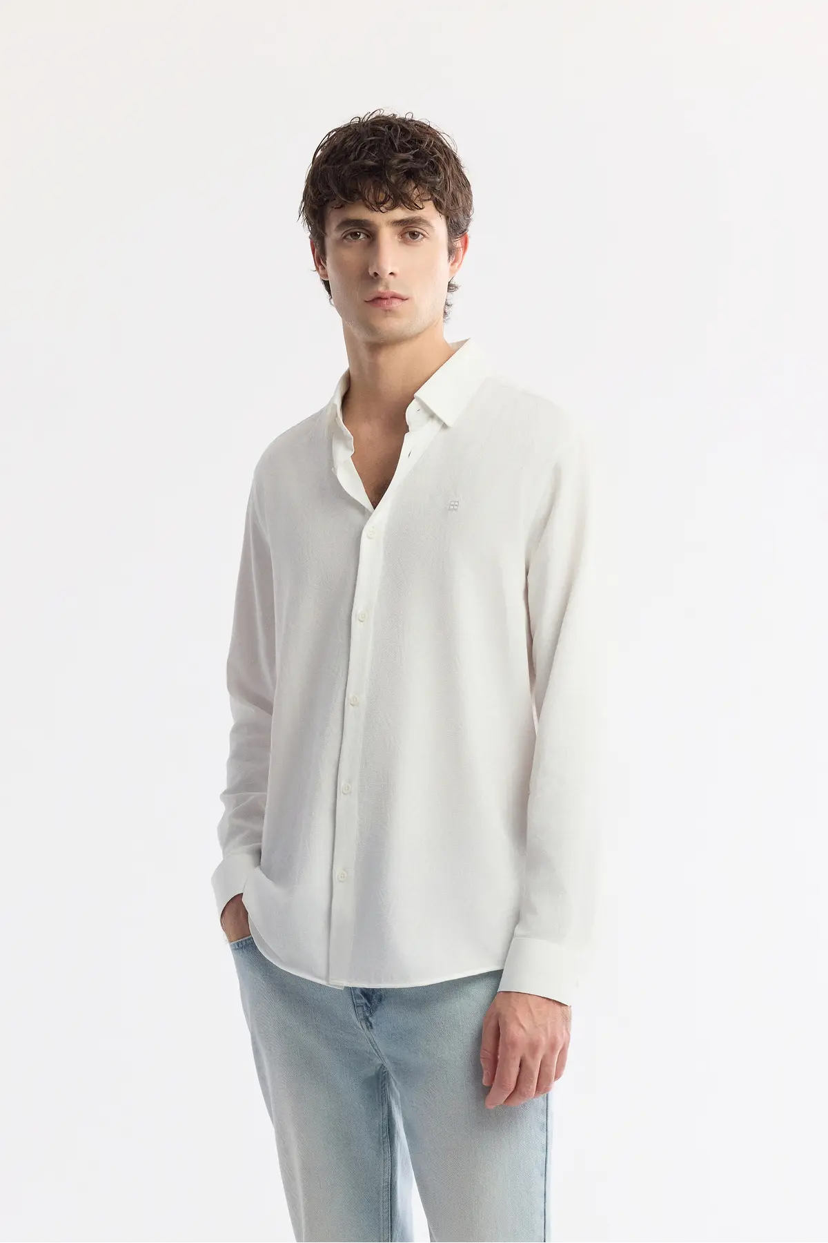 A51Y2043-WHITE_1