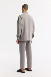 Avva Men's Nardo Gray Bottom Collar Soft Touch Oversize Fit Shirt - Image 4