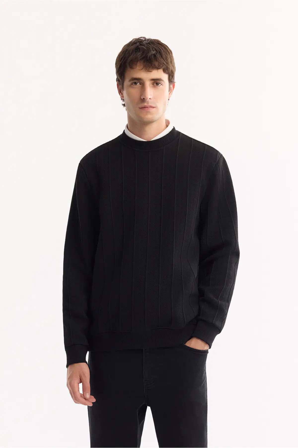 A52Y1218-BLACK_1