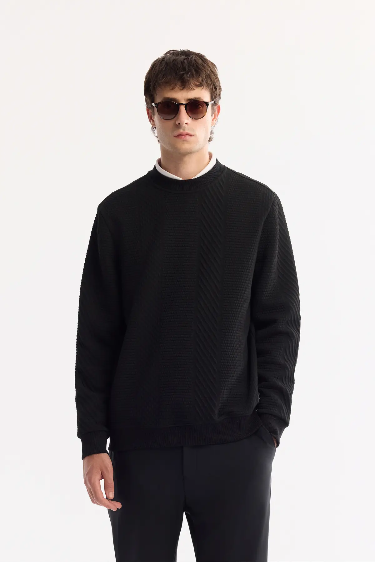 A52Y1220-BLACK_1