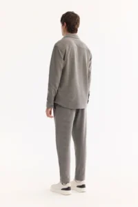 Avva Men's Gray Classic Collar Velvet Comfort Fit Shirt Jacket - Image 4