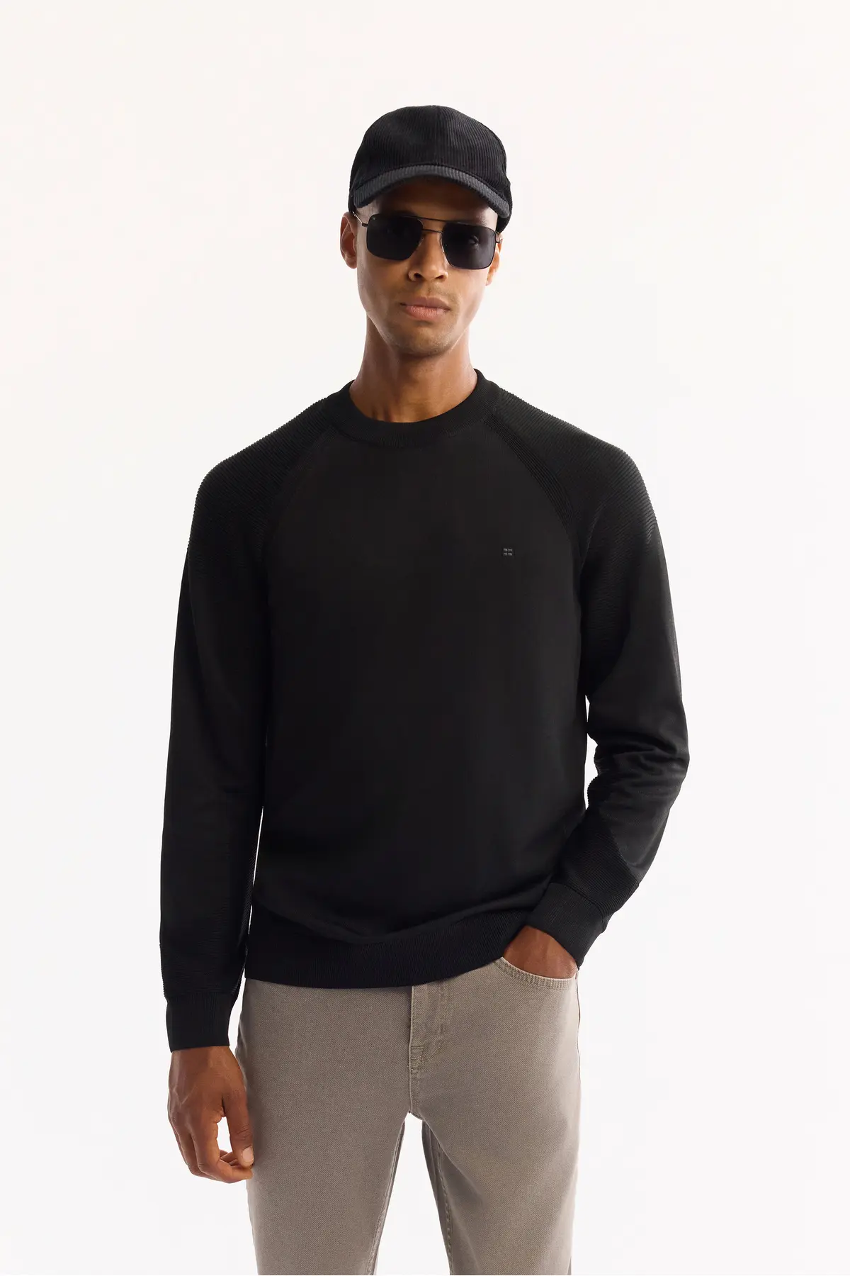 A52Y5083-BLACK_1