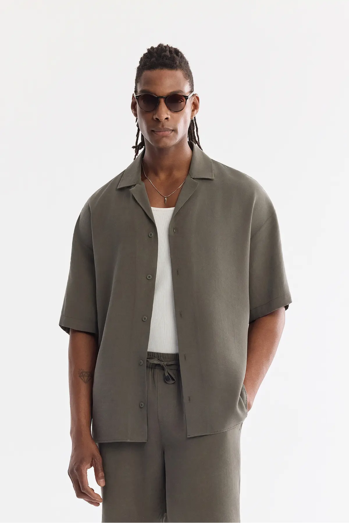 A61Y2006-KHAKI_1