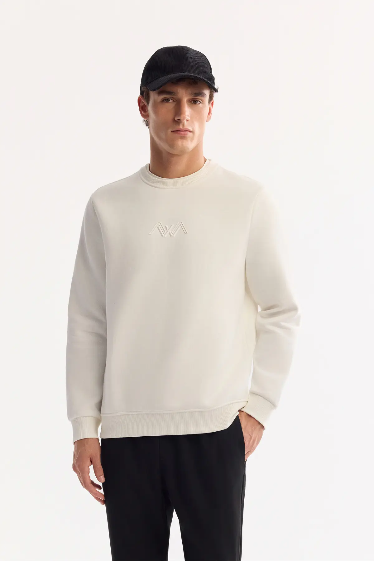 B001033-WHITE_1