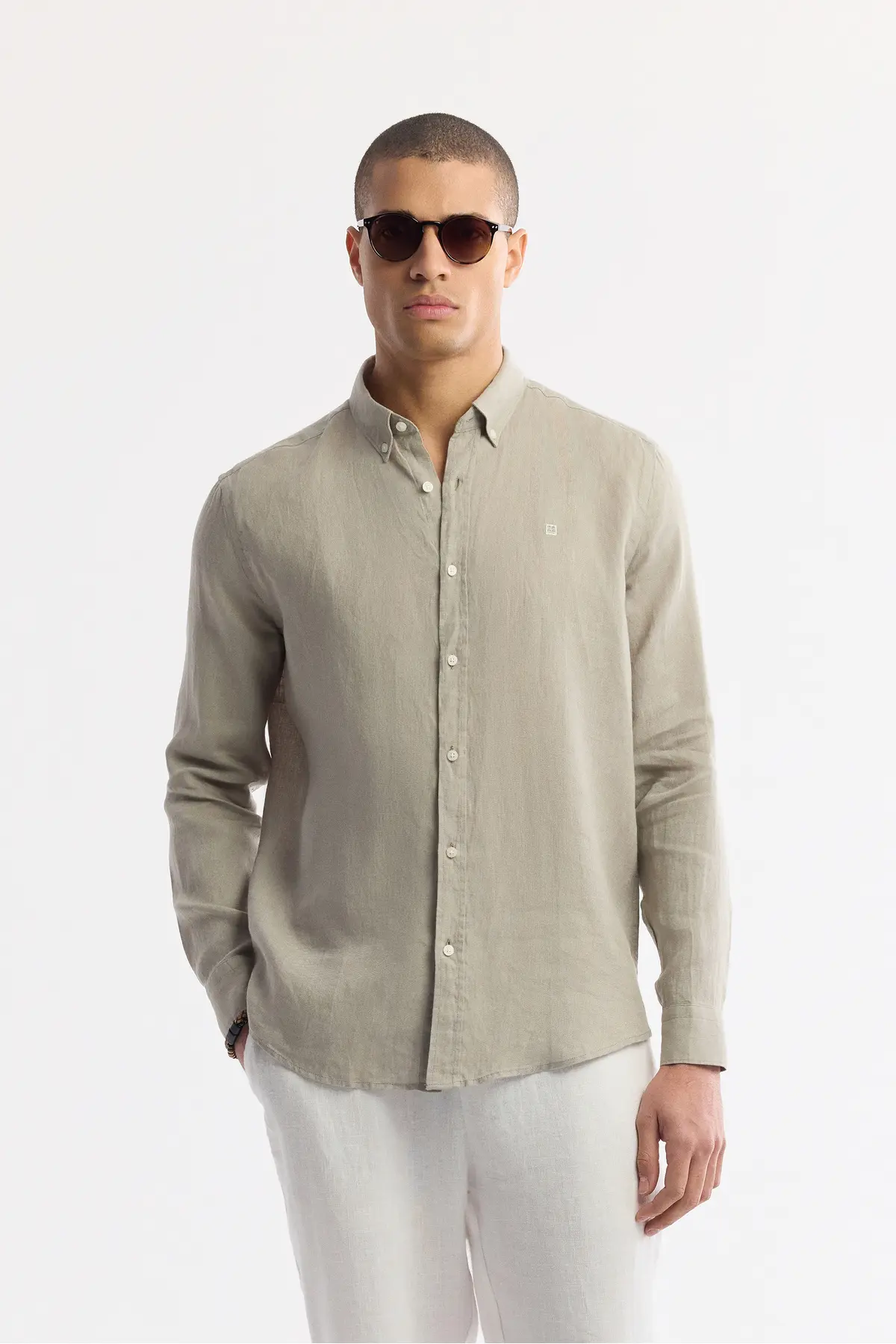 B002191-GRAY_1 Avva Men's Gray Button-down Collar 100% Linen Comfort Fit Shirt - Image 1