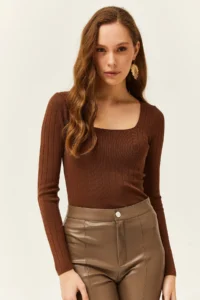 Olalook Women's Bitter Brown Square Collar Thick Ribbed Knitwear Blouse - Image 3