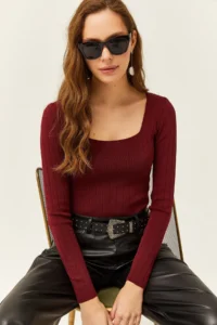 Olalook Women's Claret Red Square Collar Thick Ribbed Knitwear Blouse