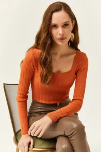 Olalook Women's Onion Skin Square Collar Thick Ribbed Knitwear Blouse - Image 2