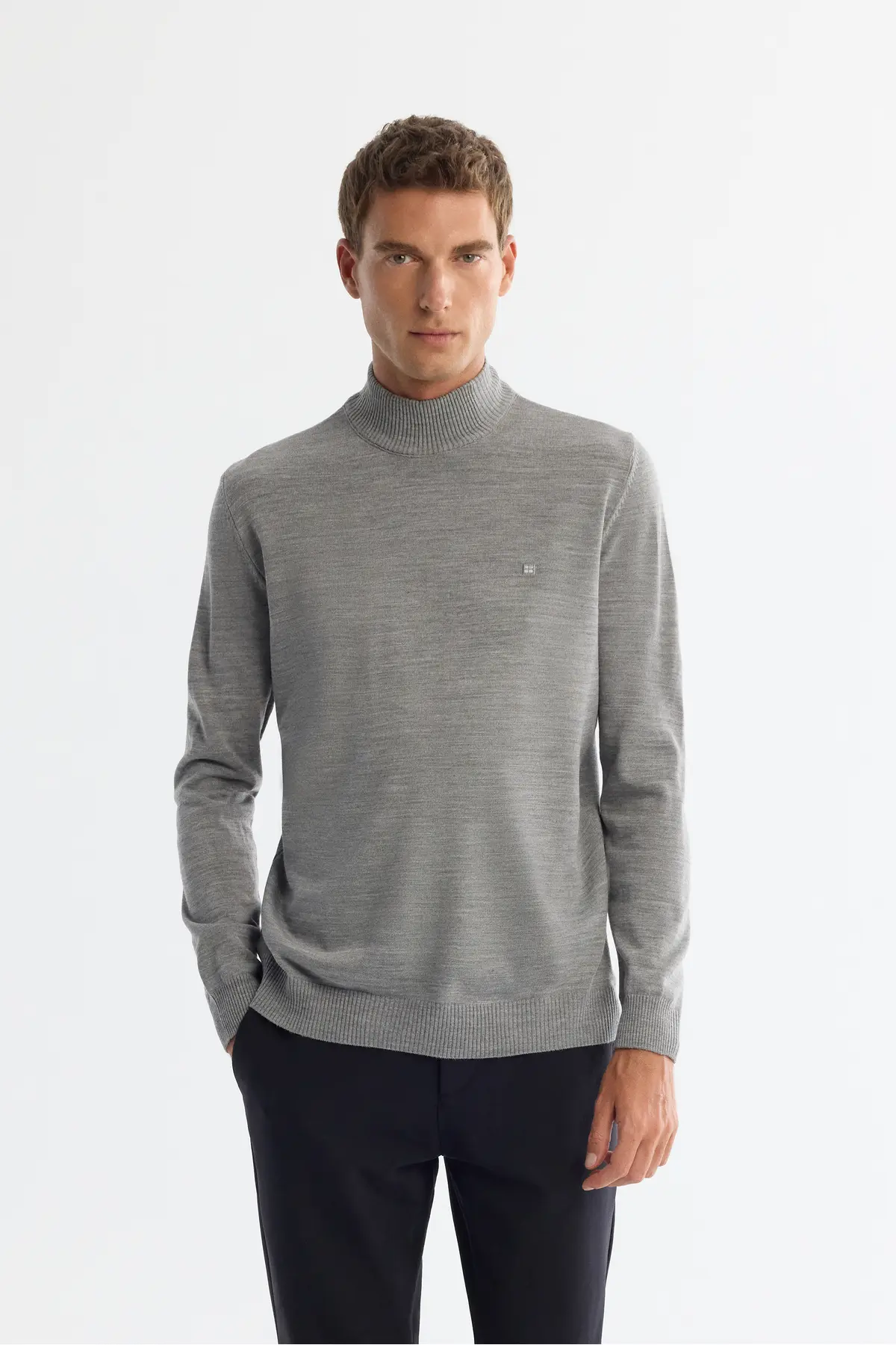 E005001-GRAY_1