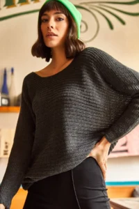Olalook Women's Anthracite Selanik Loose Knitwear Sweater - Image 3