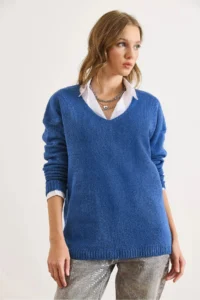 Olalook Women's Indigo V-Neck Soft Textured Knitwear Sweater - Image 2