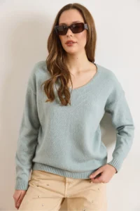 Olalook Women's Mint Green V-Neck Soft Textured Knitwear Sweater - Image 5