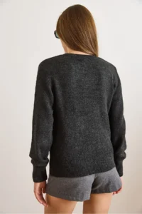 Olalook Women's Anthracite Crew Neck Soft Textured Basic Knitwear Sweater - Image 3