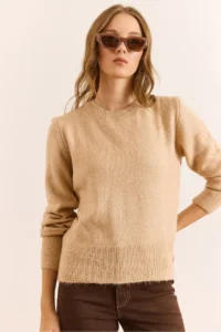 Olalook Women's Camel Crew Neck Soft Textured Basic Knitwear Sweater
