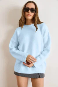 Olalook Women's Baby Blue Crew Neck Thick Rivet Detailed Oversize Knitwear Sweater