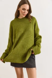Olalook Women's Oil Green Crew Neck Thick Ribbing Detailed Oversize Knitwear Sweater