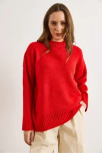 Olalook Women's Red Crew Neck Thick Ribbing Detailed Oversize Knitwear Sweater - Image 4