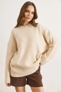 Olalook Women's Stone Crew Neck Thick Ribbing Detailed Oversize Knitwear Sweater - Image 3